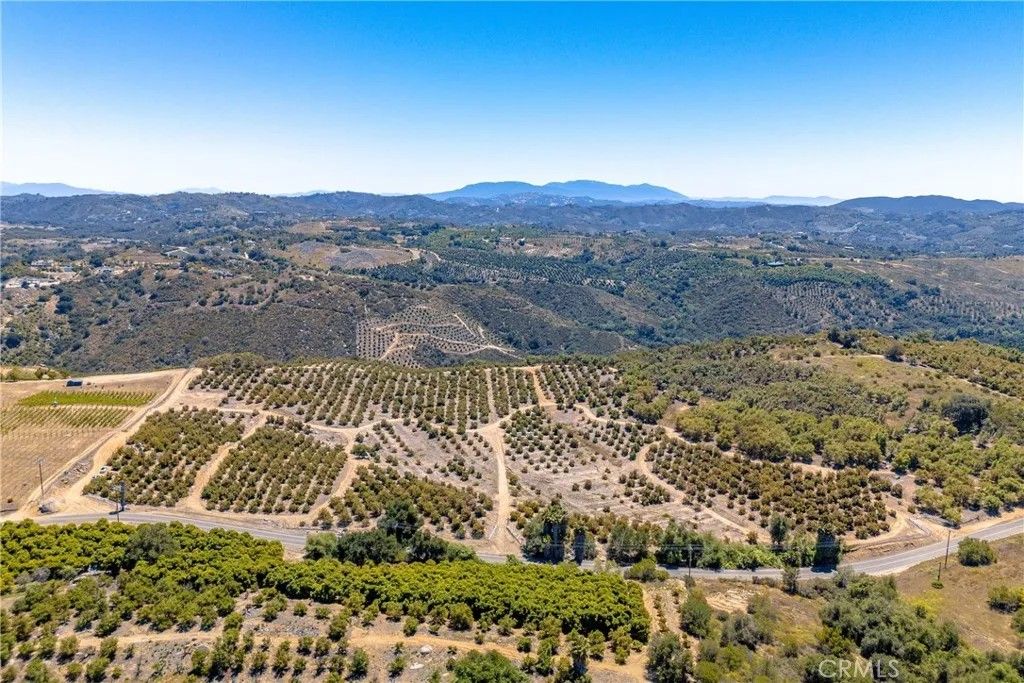 Photo of 2526 Camaron, Temecula, CA 92590 (MLS # SW26114157)