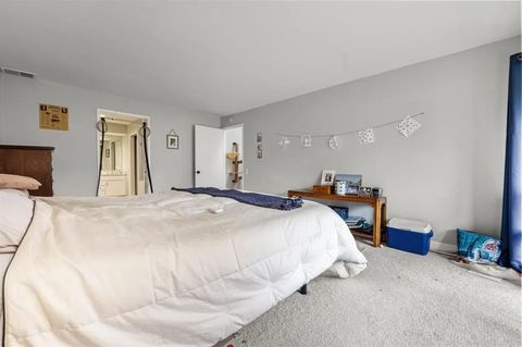 Tiny photo for 2537 Navarra Drive #B9, Carlsbad, CA 92009 (MLS # NDP2510252)
