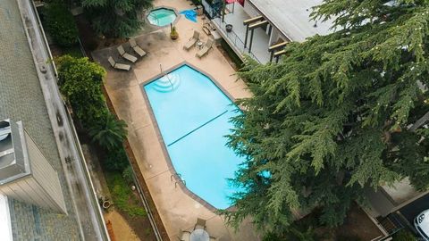 Tiny photo for 2537 Navarra Drive #B9, Carlsbad, CA 92009 (MLS # NDP2510252)