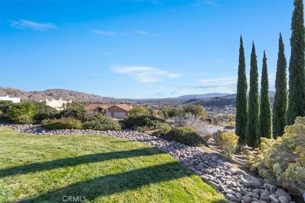 Photo of 7636 Shafter, Yucca Valley, CA 92284 (MLS # JT26000920)