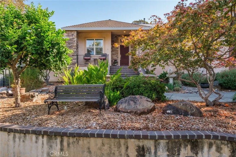 272 Lodgeview