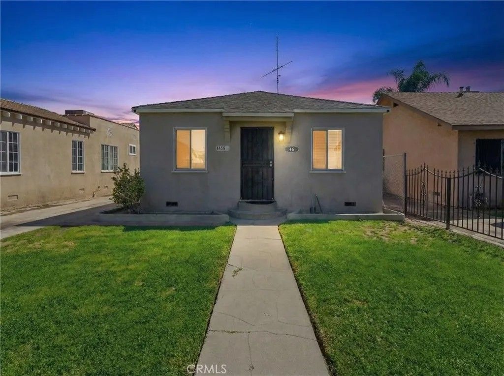 Photo of 8468 Virginia Ave, South Gate, CA 90280 (MLS # DW26038790)