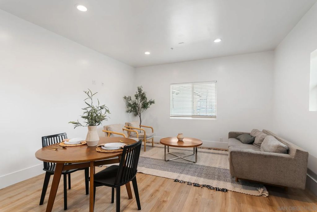 Photo of 87 Fifth Ave #1, Chula Vista, CA 91910 (MLS # 250044486)