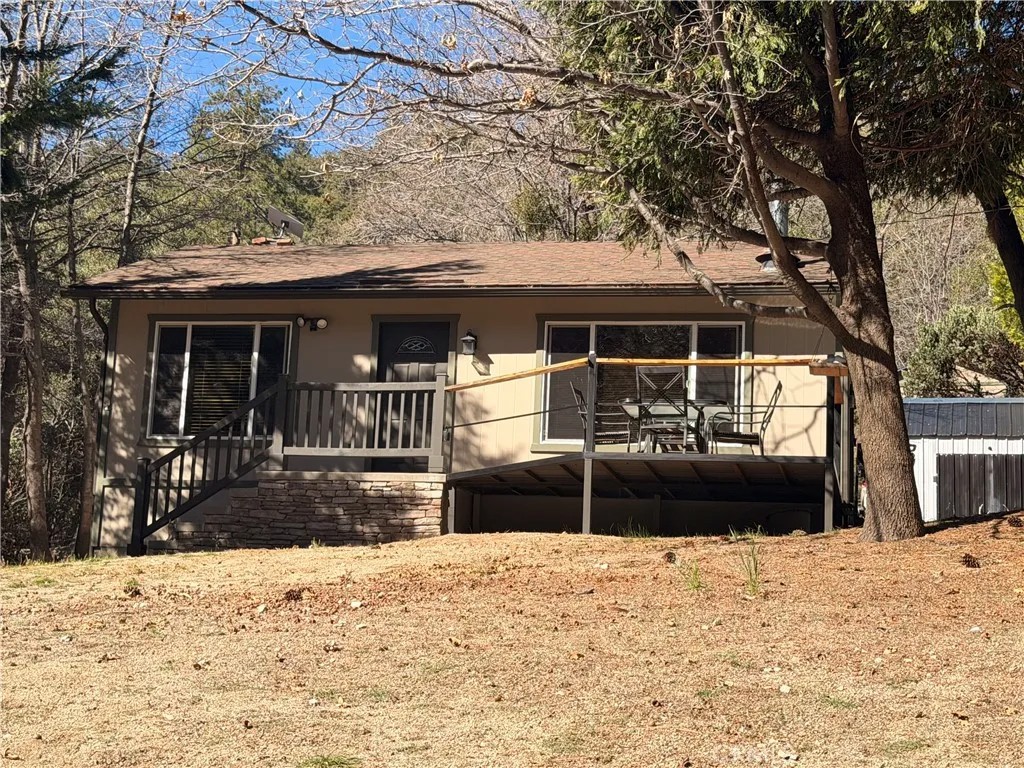 6028 Lake