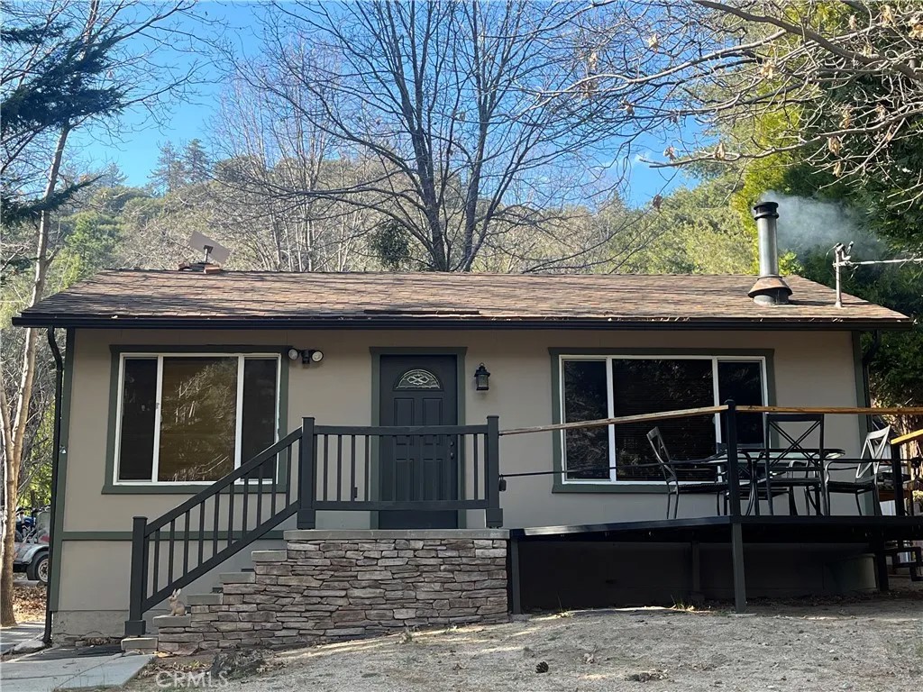 6028 Lake