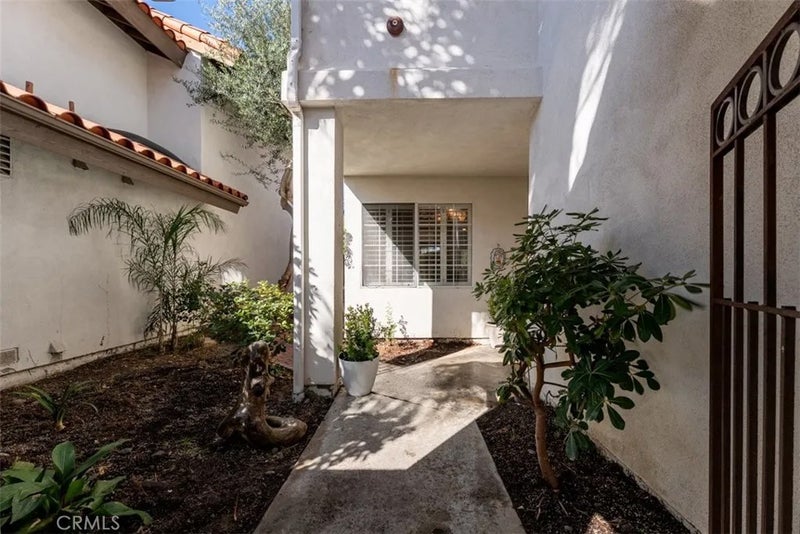 106 Del Gado Road