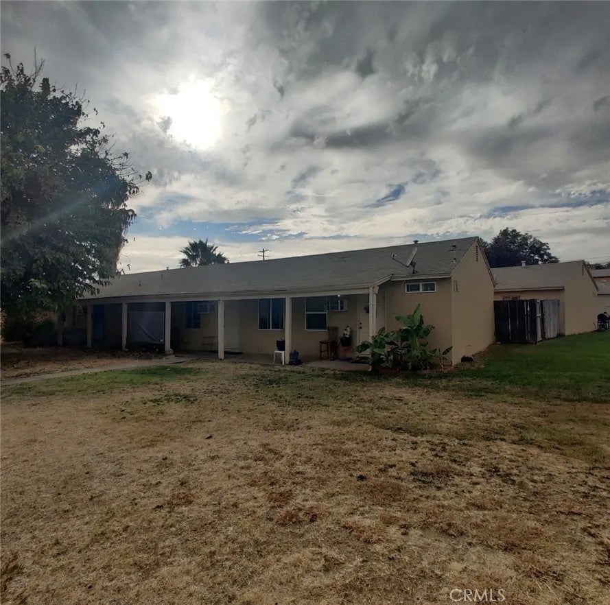 902 Barney