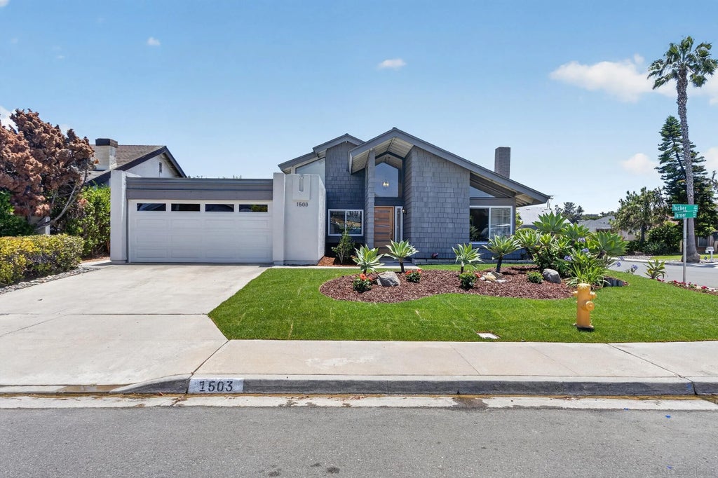 Photo of 1503 Tucker Lane, Encinitas, CA 92024 (MLS # 260016092)