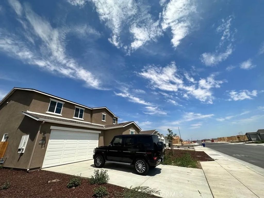 Photo of 6526 wind wolf Ln, Bakersfield, CA 93313 (MLS # SR26061167)