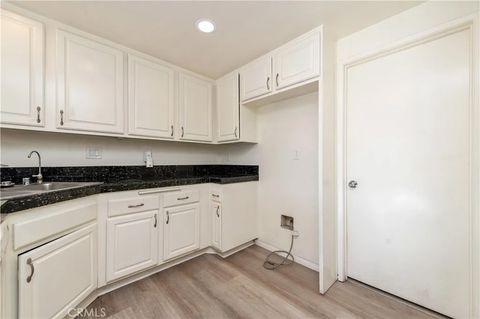 Tiny photo for 335 Stanford Court, Irvine, CA 92612 (MLS # OC25251270)