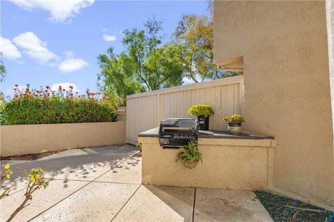 Tiny photo for 335 Stanford Court, Irvine, CA 92612 (MLS # OC25251270)