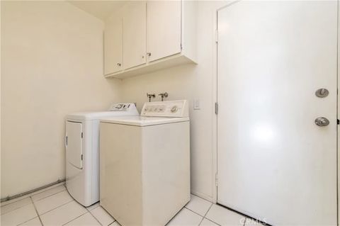 Tiny photo for 335 Stanford Court, Irvine, CA 92612 (MLS # OC25251270)