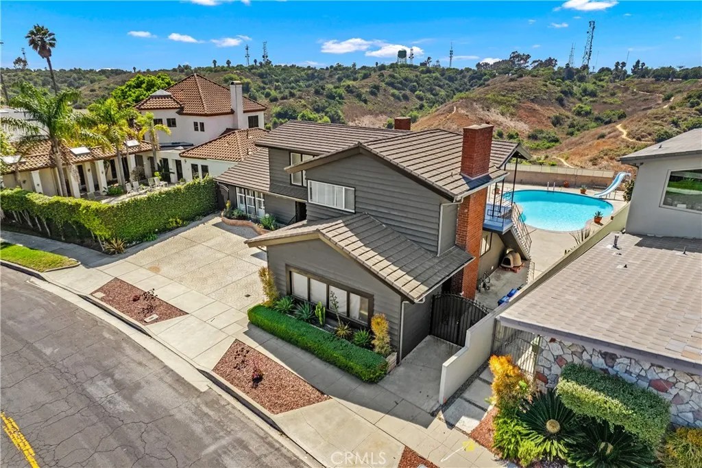 4577 Don Felipe Drive