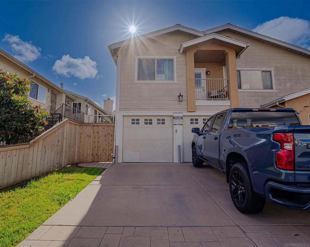 Photo of 4244 Cherokee Ave #4, San Diego, CA 92104 (MLS # 260010490)