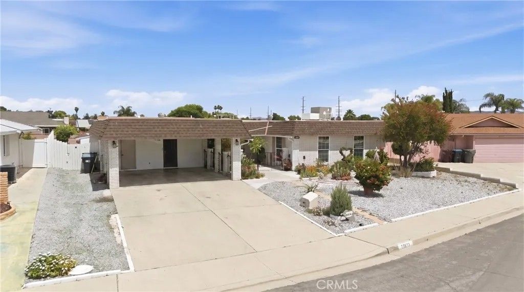 Photo of 25920 Roanoke RD, Menifee, CA 92586 (MLS # CV26127016)