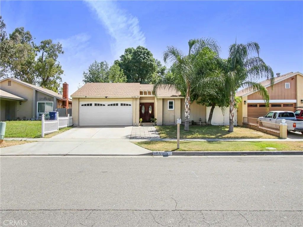 Photo of 6730 Astoria Dr, Riverside, CA 92503 (MLS # PW26093288)