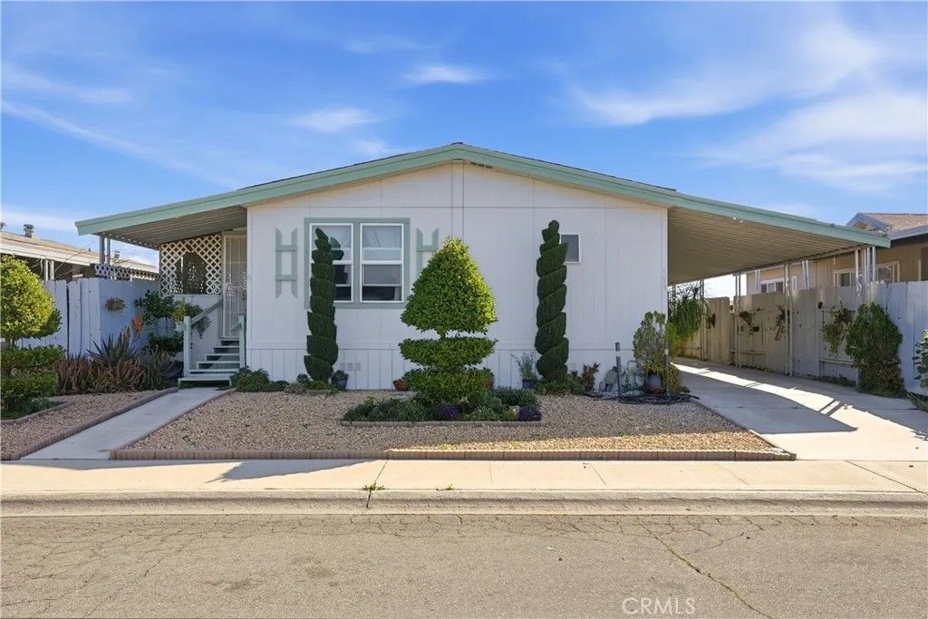 Photo of 1301 Taft HWY #154, Bakersfield, CA 93307 (MLS # OC26108252)