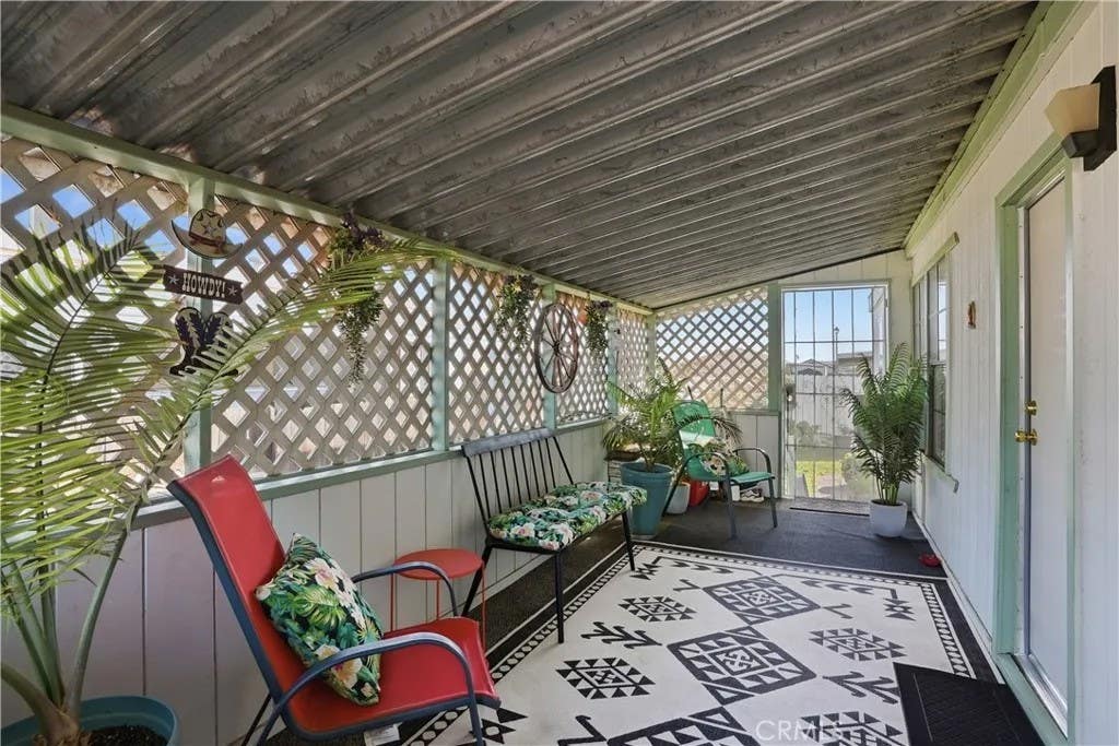 Photo of 1301 Taft HWY #154, Bakersfield, CA 93307 (MLS # OC26108252)