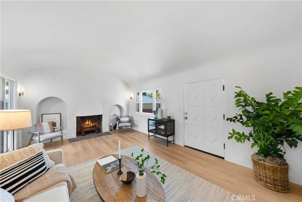 Photo of 336 El Conejo Dr, Ojai, CA 93023 (MLS # PW26069506)