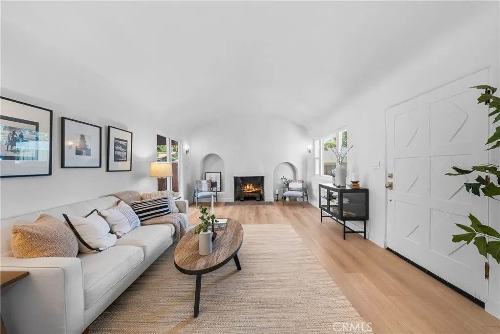 Photo of 336 El Conejo Dr, Ojai, CA 93023 (MLS # PW26069506)