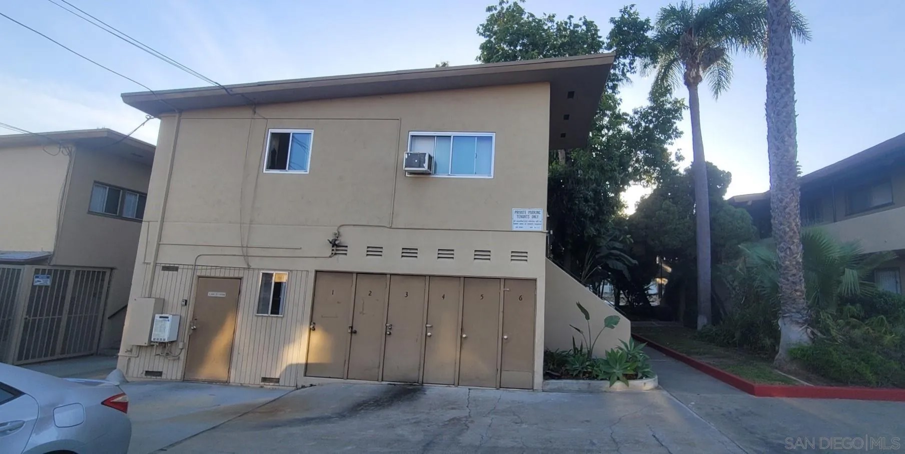 7932-40 La Mesa Blvd.