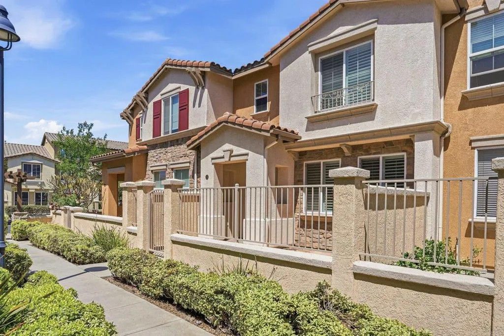 Photo of 16913 New Rochelle Way #83, San Diego, CA 92127 (MLS # NDP2603499)