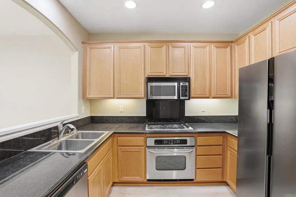 Photo of 16913 New Rochelle Way #83, San Diego, CA 92127 (MLS # NDP2603499)