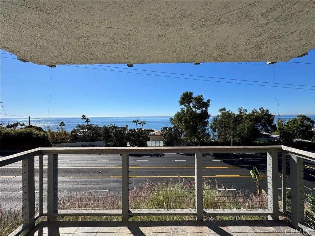 Photo of 222 Arch Street #3 St, Laguna Beach, CA 92651 (MLS # OC26009567)