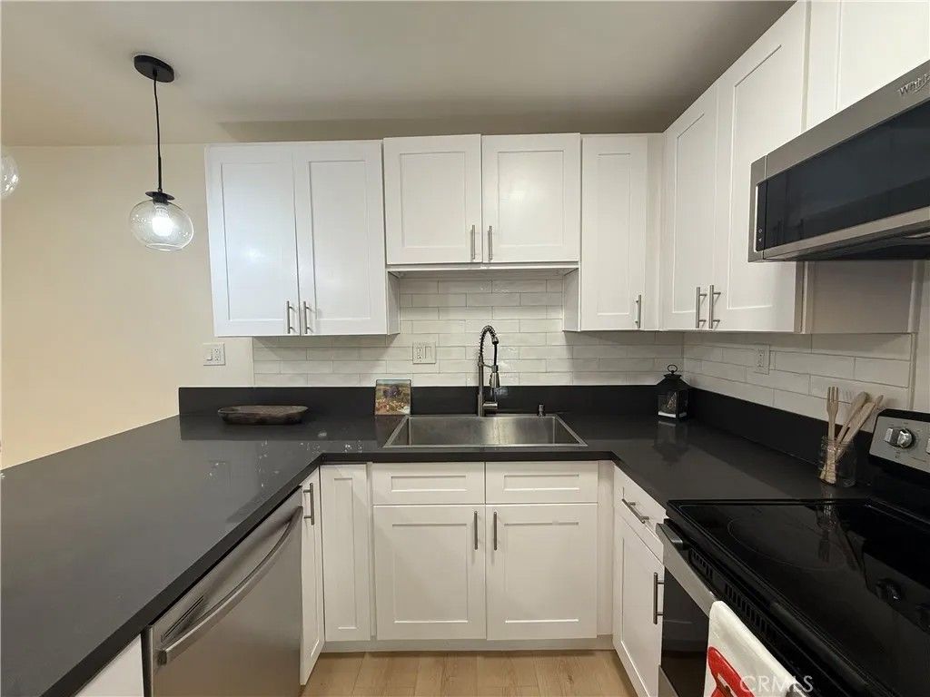 Photo of 5611 Fulcher Avenue #3, North Hollywood, CA 91601 (MLS # SR26084514)