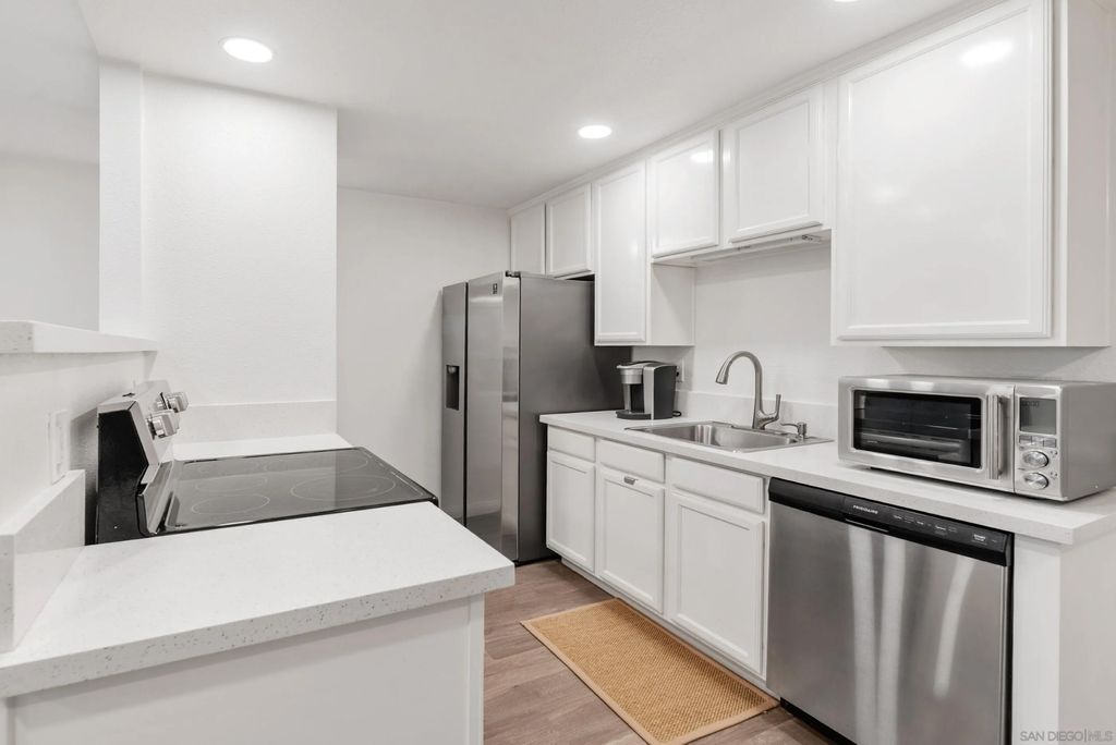 Photo of 1810 S El Camino Real Real #101, Encinitas, CA 92024 (MLS # 2600233)