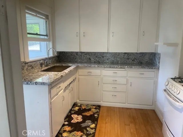218 W 12th