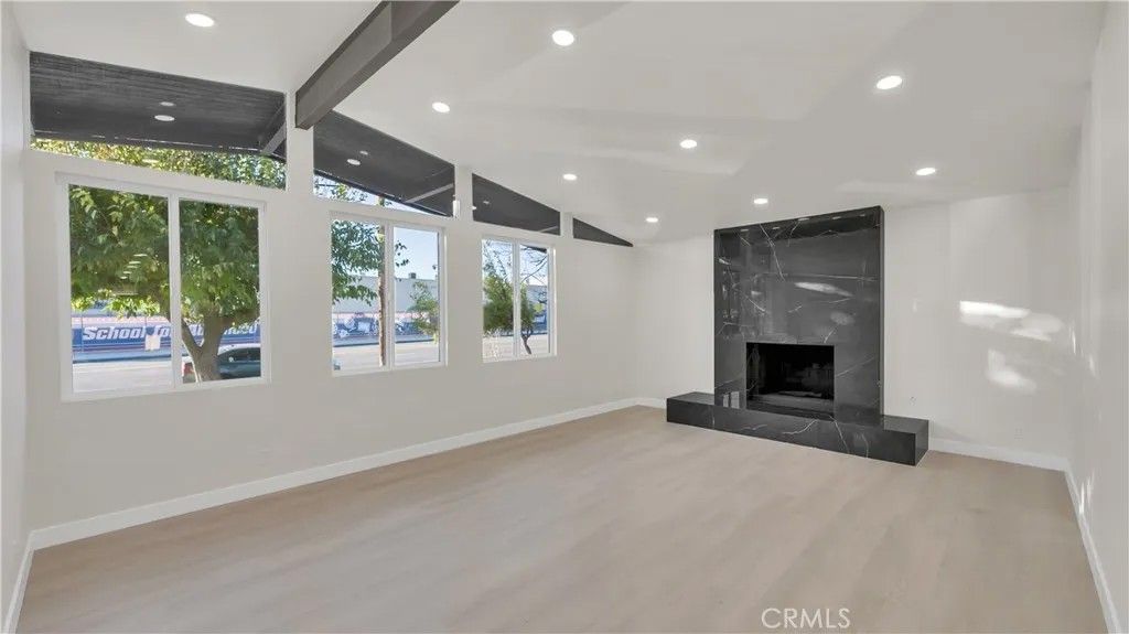 Photo of 10334 Louise, Granada Hills, CA 91344 (MLS # GD25274840)