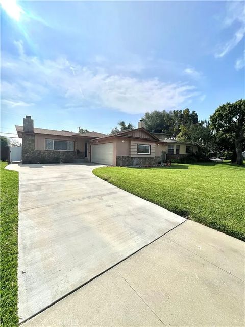 Photo of 12722 Glynn Avenue, Downey, CA 90242 (MLS # DW26062907)