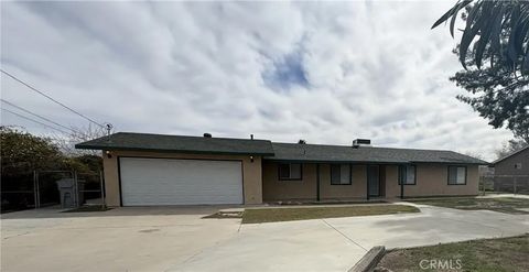 Photo of 10401 Victor Ave, Hesperia, CA 92345 (MLS # CV26050086)