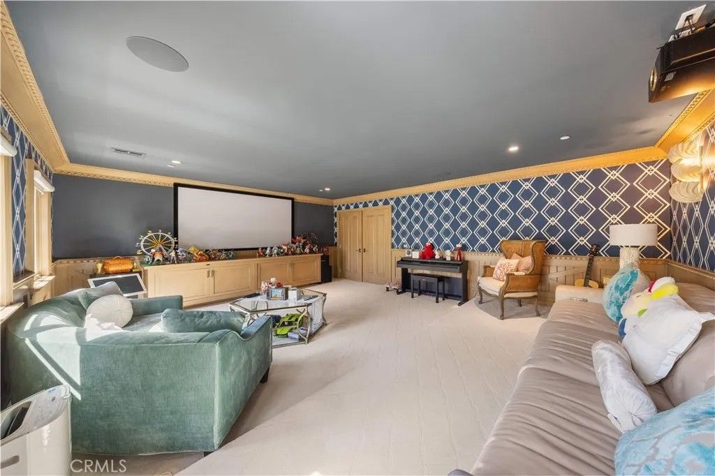 Photo of 1486 Wembley Road, San Marino, CA 91108 (MLS # WS26060799)