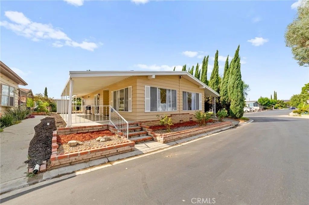 Photo of 1601 S Garey Ave #93, Pomona, CA 91766 (MLS # IV25220789)