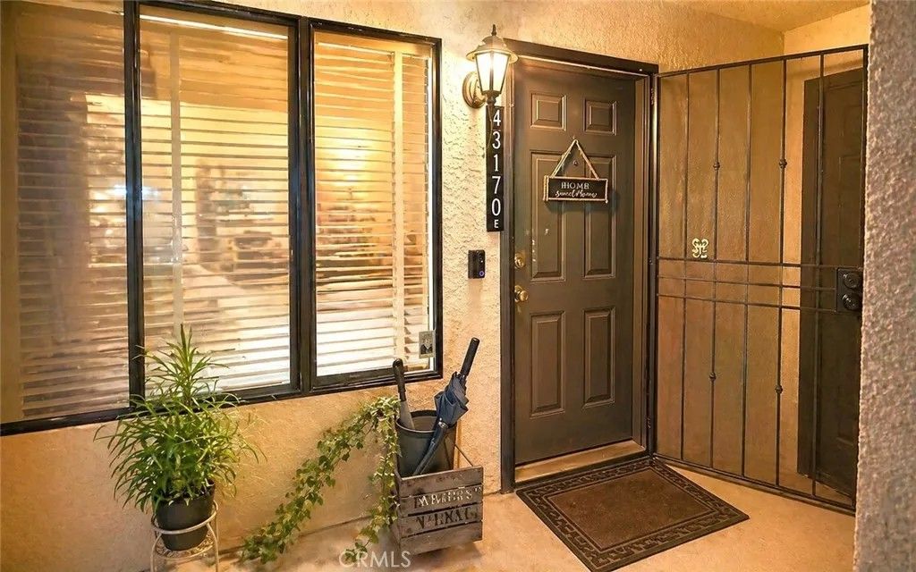 Photo of 43170 Wall St #E, Hemet, CA 92544 (MLS # SW26063468)