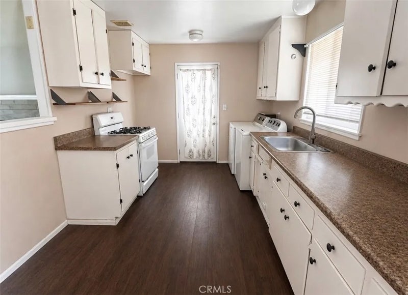 10324 Lorinda
