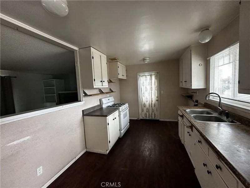 10324 Lorinda