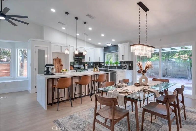 3082 Lynwood Drive