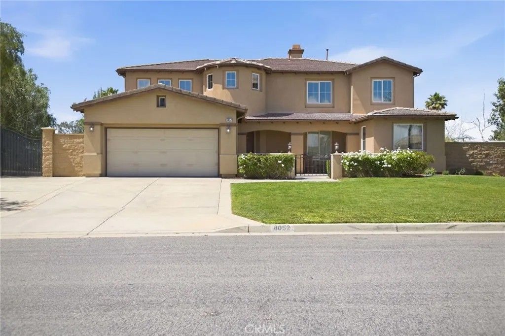 Photo of 8052 Citricado Lane, Riverside, CA 92508 (MLS # IV26075807)