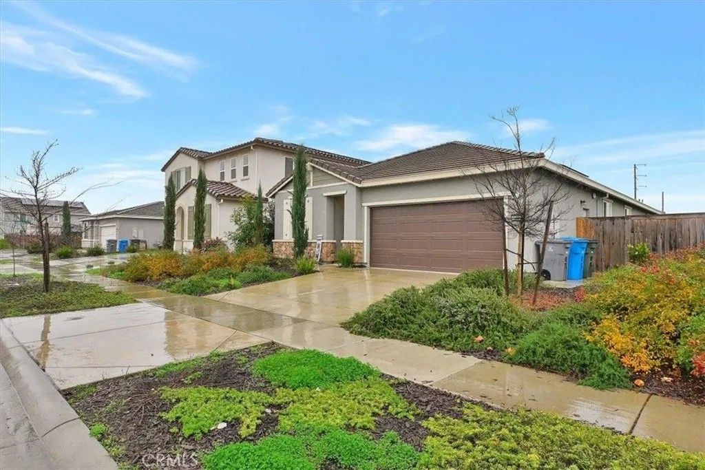 Photo of 2064 Englebright Way, Plumas Lake, CA 95961 (MLS # SN25280758)