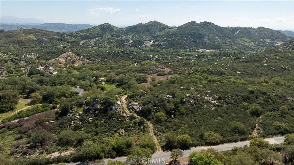 Photo of 44660 Tortuga Rd, Temecula, CA 92590 (MLS # SW26048475)