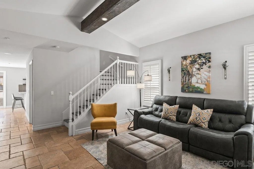 1712 Creekside Lane