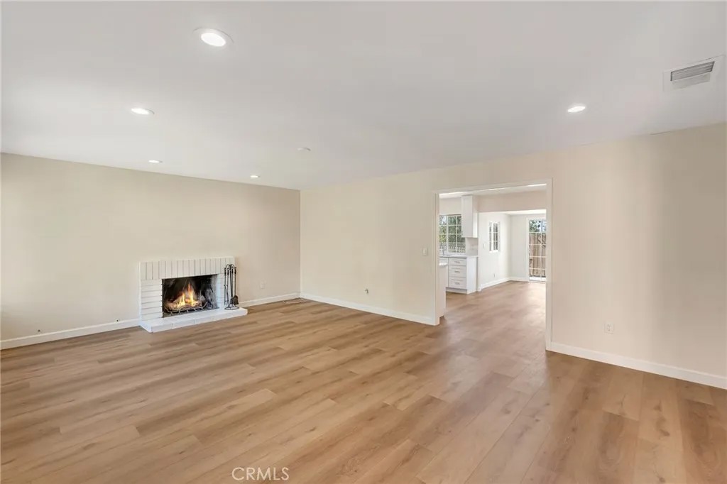 1077 Westpark