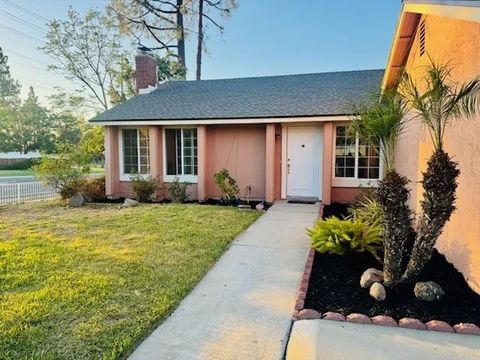 Photo of 1077 Westpark Ln, Corona, CA 92882 (MLS # PW26145763)
