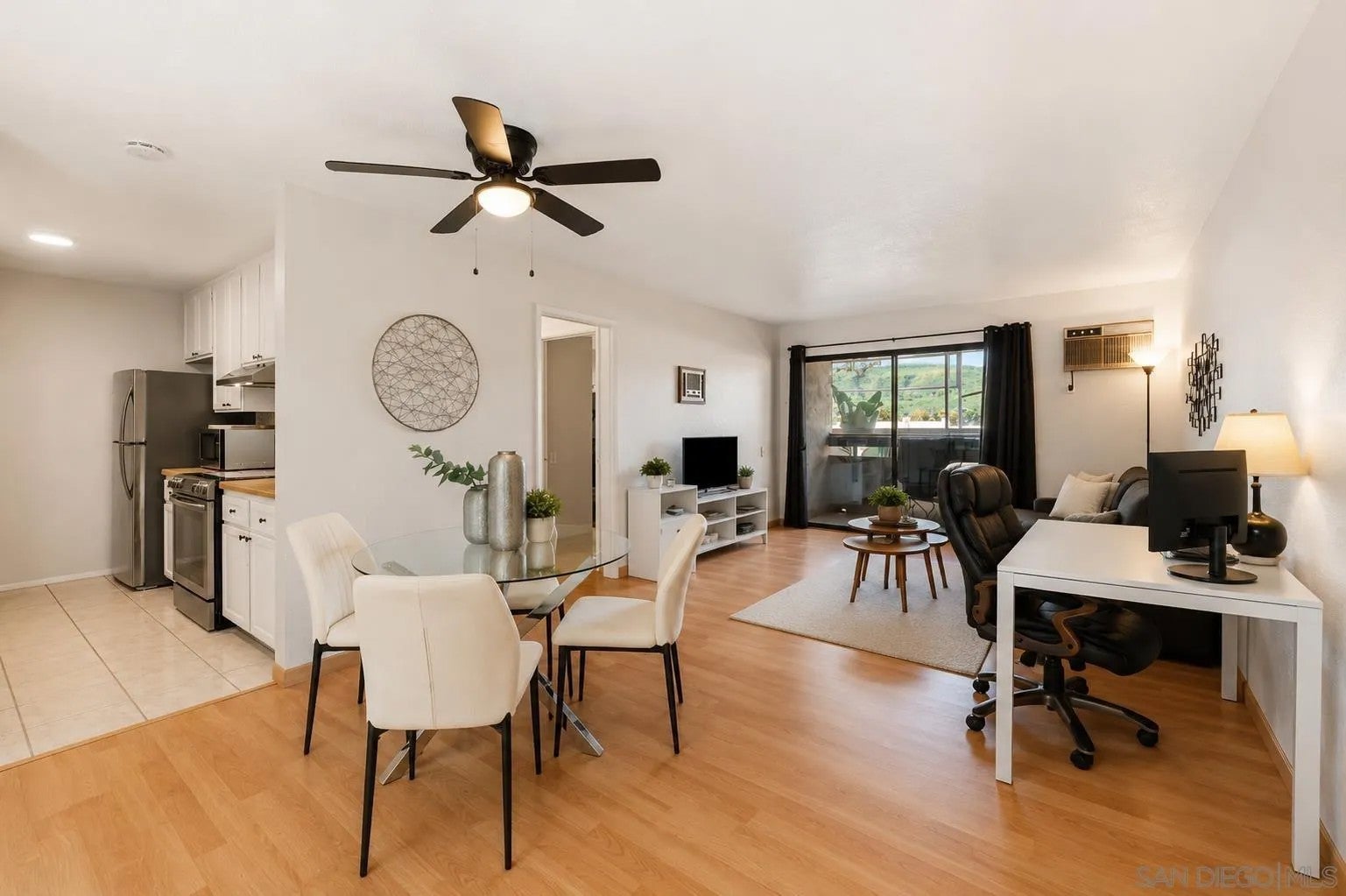 6725 Mission Gorge Rd 204B