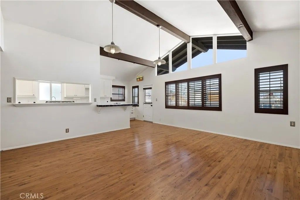Photo of 348 Santa Monica Drive, Oxnard, CA 93035 (MLS # SR26093223)