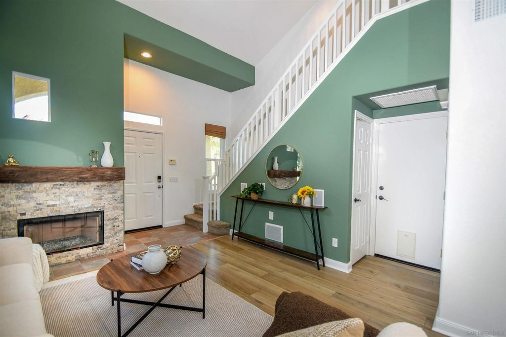 Photo of 4073 Ivey Vista Way, Oceanside, CA 92057 (MLS # 2600725)