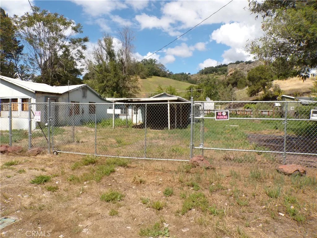 4546 Foothill